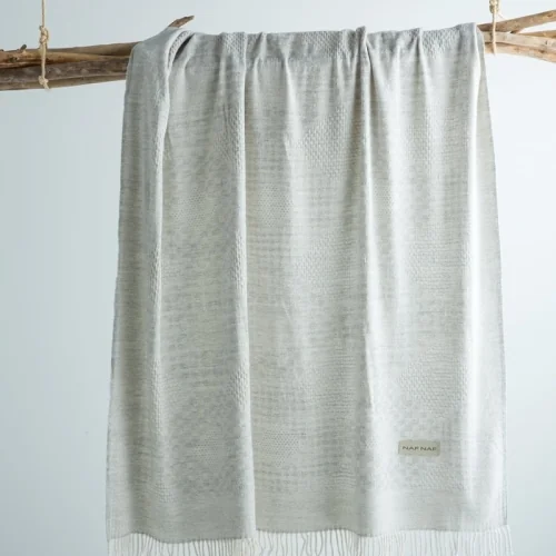 Plaid blanket Naf Naf Arleth gray