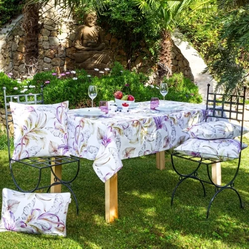 Naf Naf ULUTU mauve resin tablecloth