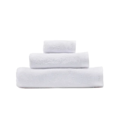 Naf Naf Casual White 3-Piece Bath Towel Set