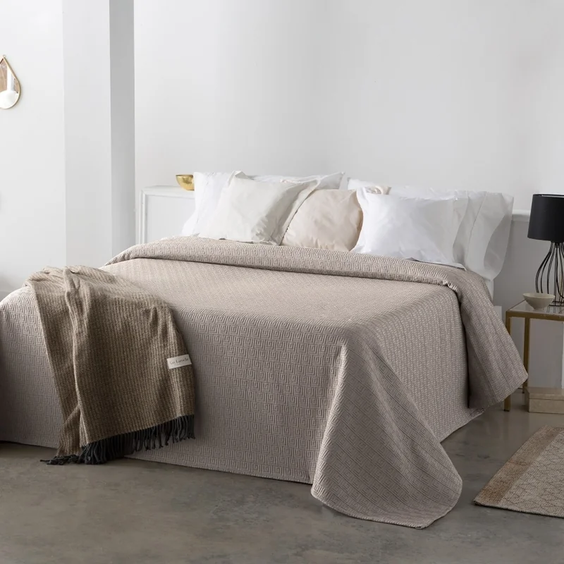 Guy Laroche sprei Guy aarde